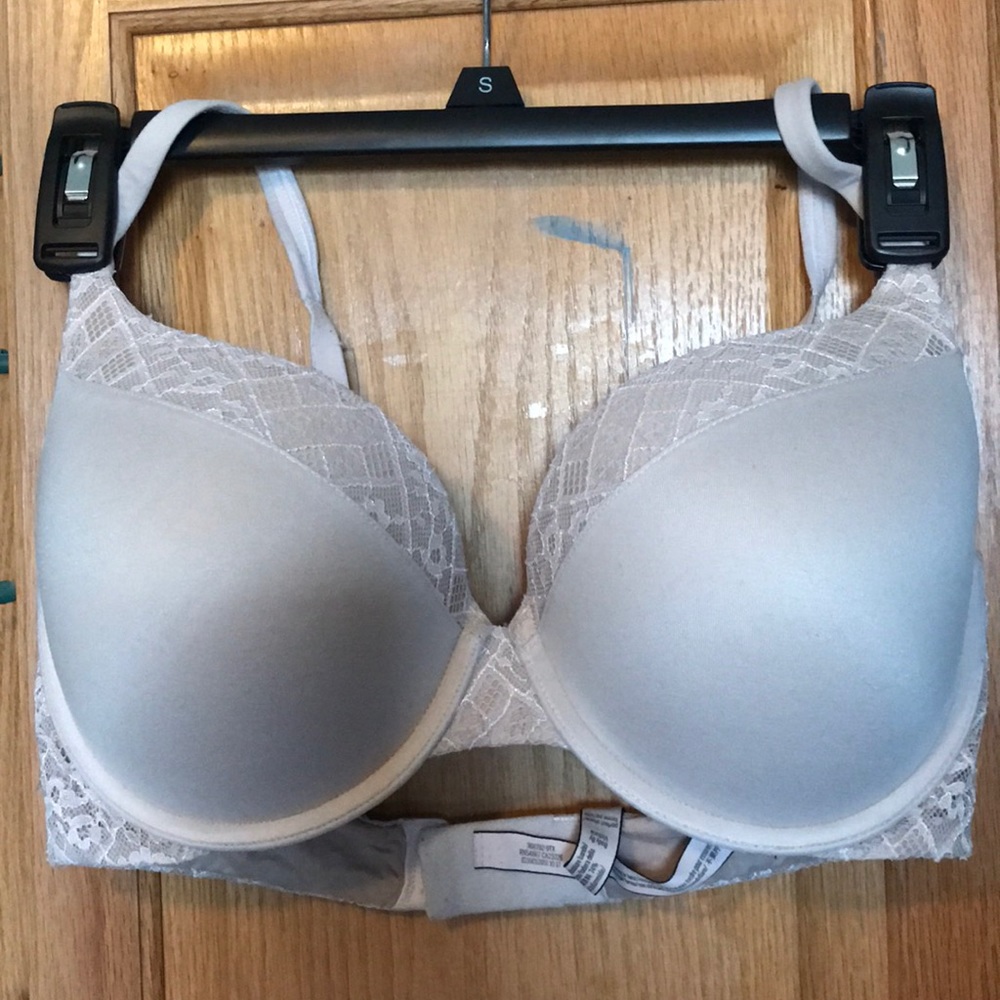 Victoria secret body by victoria 34DD